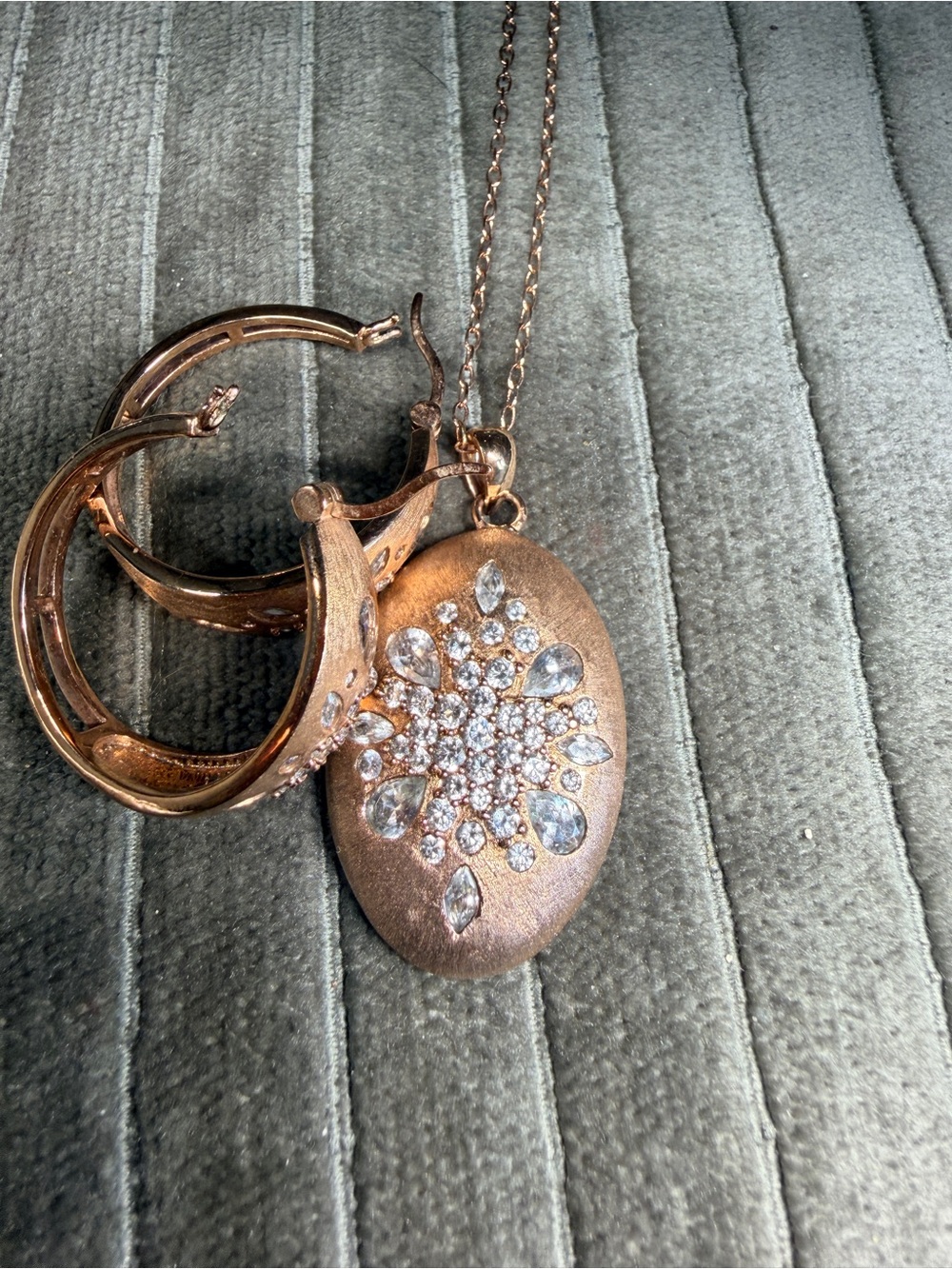 Vintage Rose Gold tone Crystal Floral Locket Necklace and Hoop Earring Set